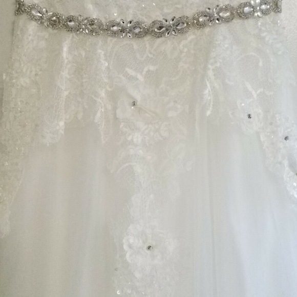 Neiman Marcus Teri Jon/Rickie Freeman wedding - Picture 7 of 8